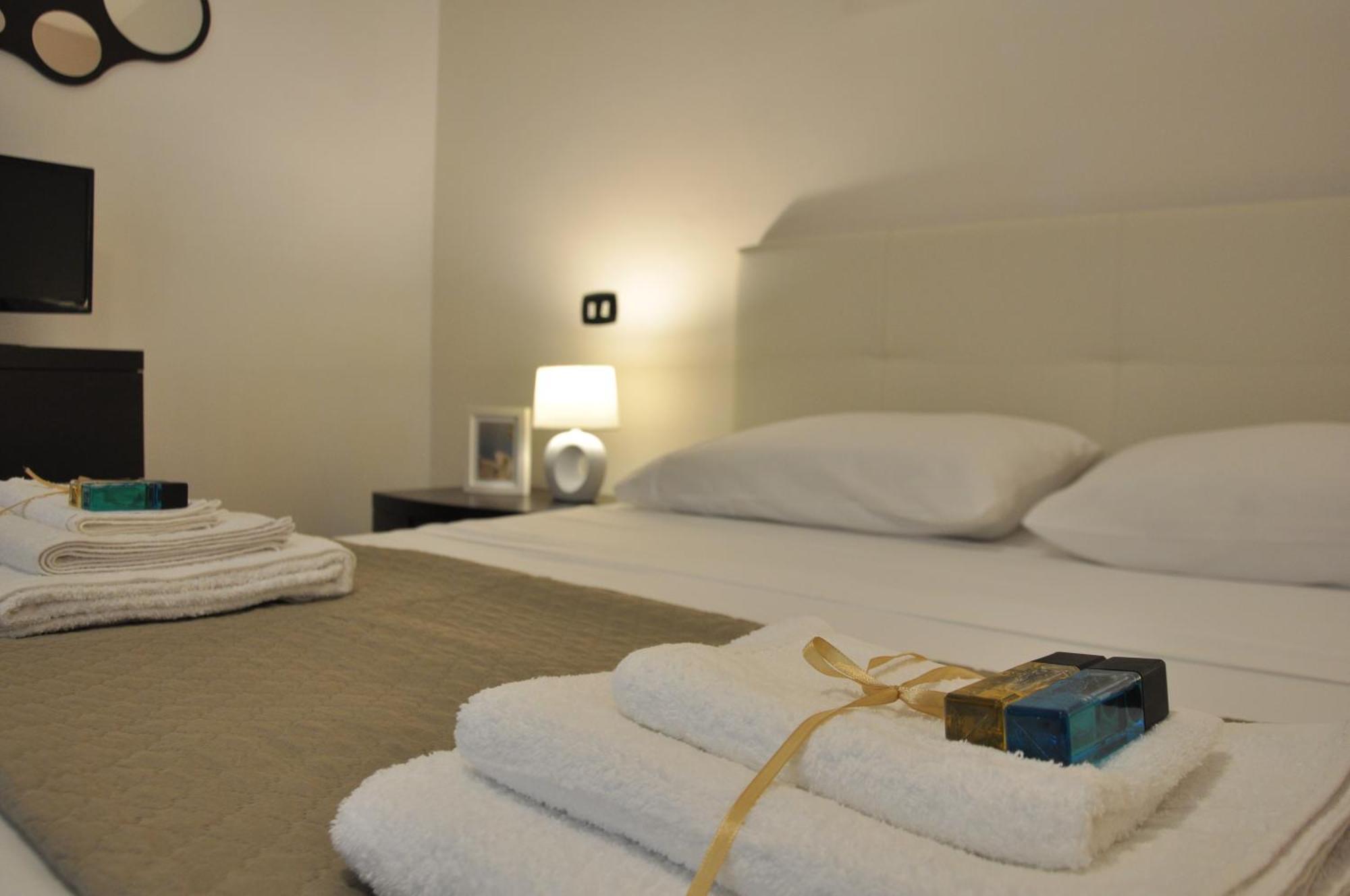 Le Muse Apartment Caserta Exterior photo